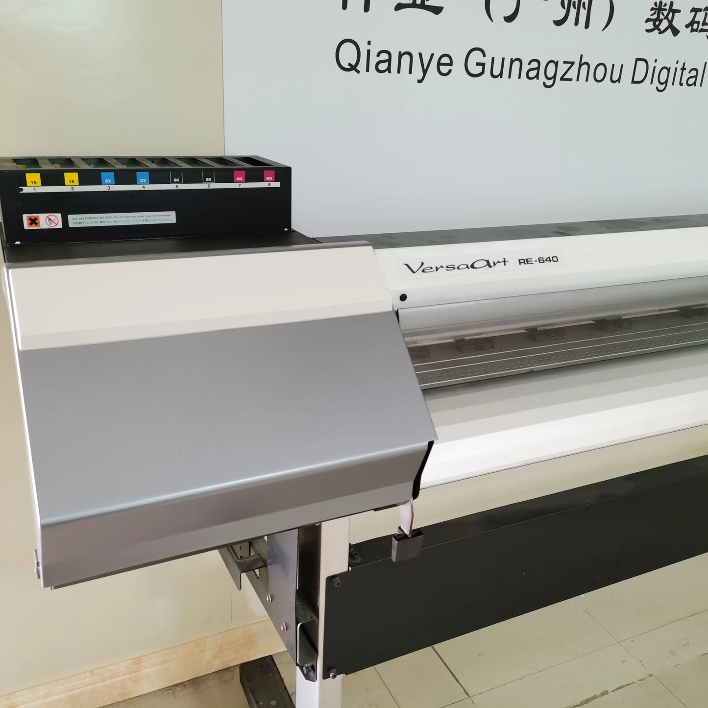  Roland Used Eco Solvent Printing Machine DX7 Printhead Printer Versaart RE-640 for Advertising Processing